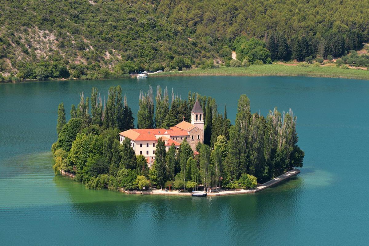Villa Kuca Za Odmor Joko I Jeka Bogatić Exterior foto