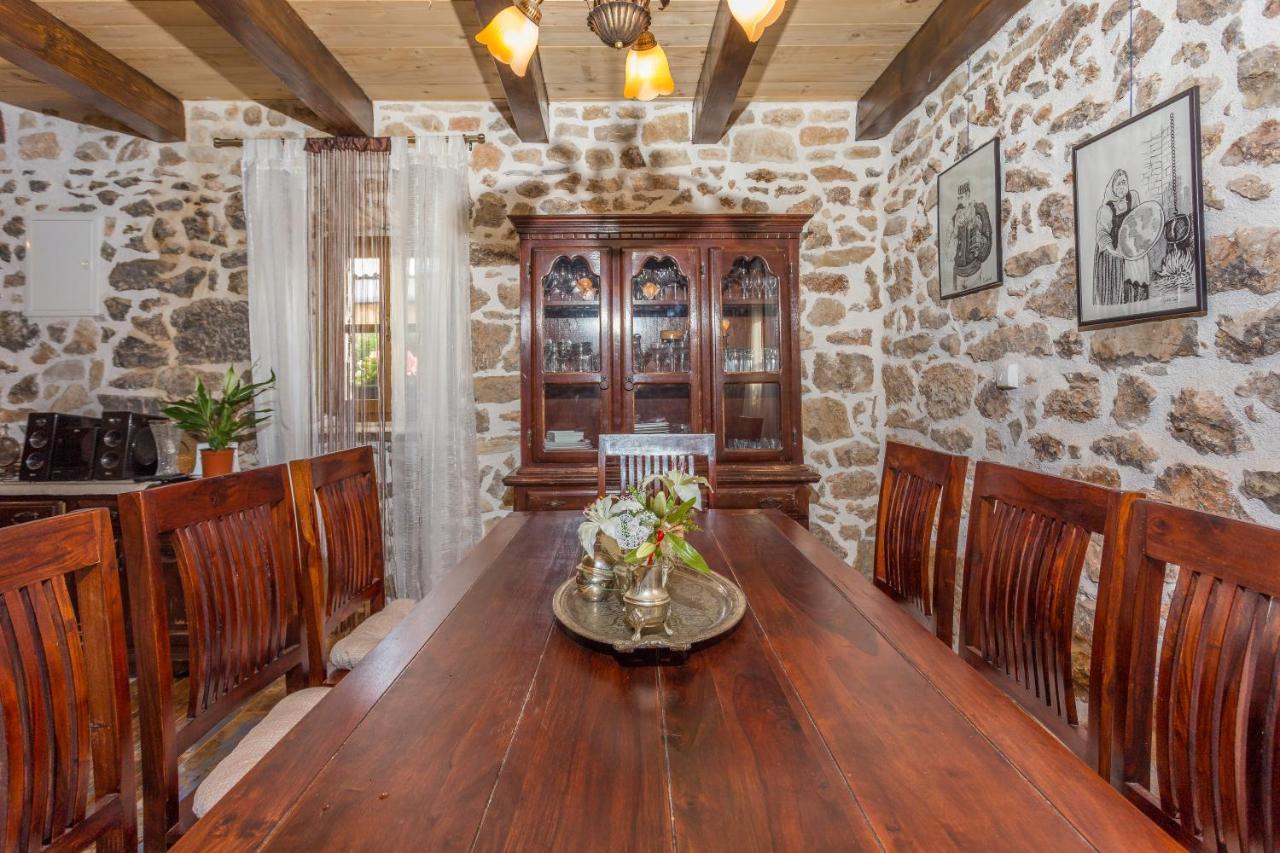 Villa Kuca Za Odmor Joko I Jeka Bogatić Exterior foto